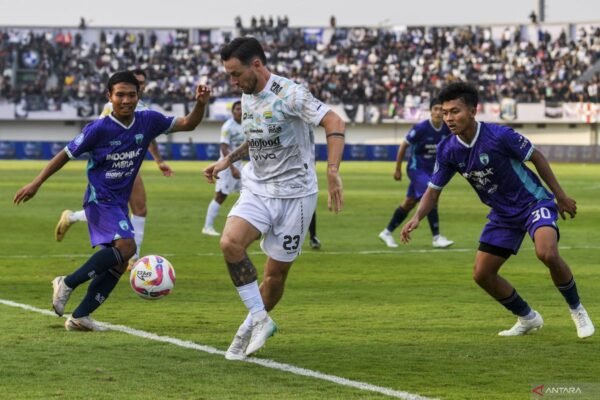 Analisis Pengamat: Persita Tangerang Berhak Mendapatkan Kemenangan Melawan Persib