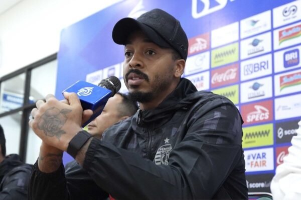 Eduardo Berjanji Persija Akan Tampilkan yang Terbaik di Kandang PSS