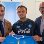 Napoli Resmi Dapatkan Winger Belanda Noa Lang dari PSV Eindhoven