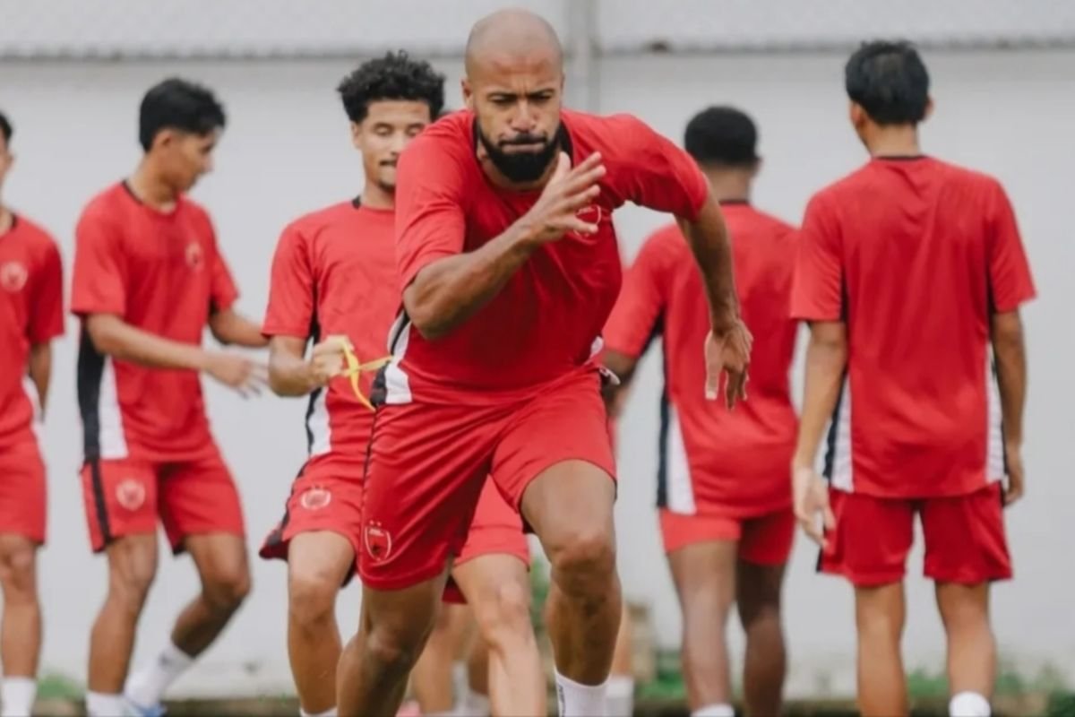 Here are some alternative titles for "Jadwal Lengkap PSM Makassar di Super League Musim 2025/2026":

1. "Kumpulan Jadwal PSM Makassar di Super League 2025/2026"
2. "Jadwal Pertandingan PSM Makassar untuk Super League Musim 2025-2026"
3. "Rincian Lengkap Jadwal PSM Makassar di Super League 2025/2026"
4. "Semua Jadwal PSM Makassar di Super League Musim 2025-2026"
5. "PSM Makassar: Jadwal Pertandingan Super League 2025/2026"
6. "Panduan Jadwal PSM Makassar di Super League Musim 2025-2026"
7. "Jadwal Penuh PSM Makassar di Super League 2025/2026"
8. "Jadwal resmi PSM Makassar di Super League Musim 2025-2026"

Feel free to choose any of these or modify them further!